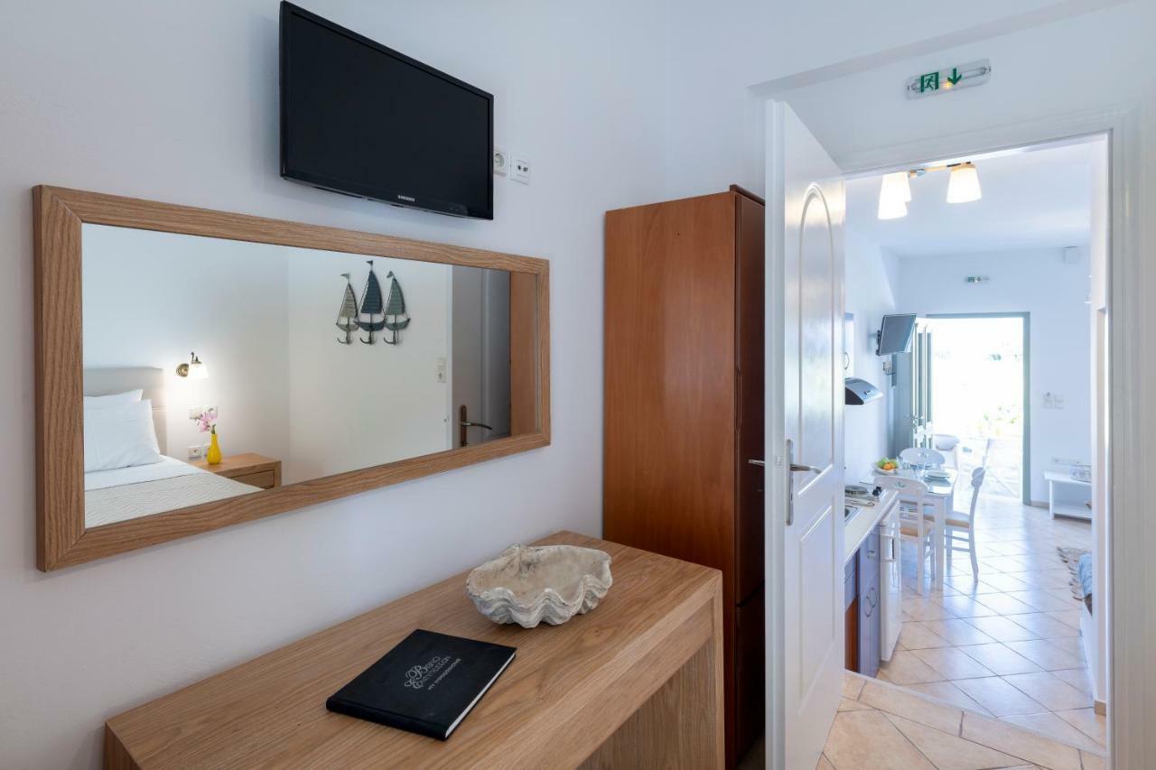 Mirabeli Apartments & Suites بولونيا المظهر الخارجي الصورة